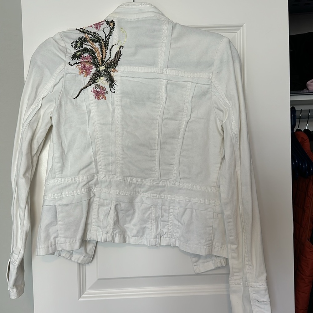 Tryst Women’s Size Small Solid White Mock Neck Em… - image 2